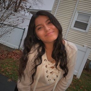 Meet your Posher, Sharon